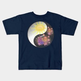 Yin & Yang Balance, Moon, Sun & Stars Graphic Spiritual Gifts Kids T-Shirt